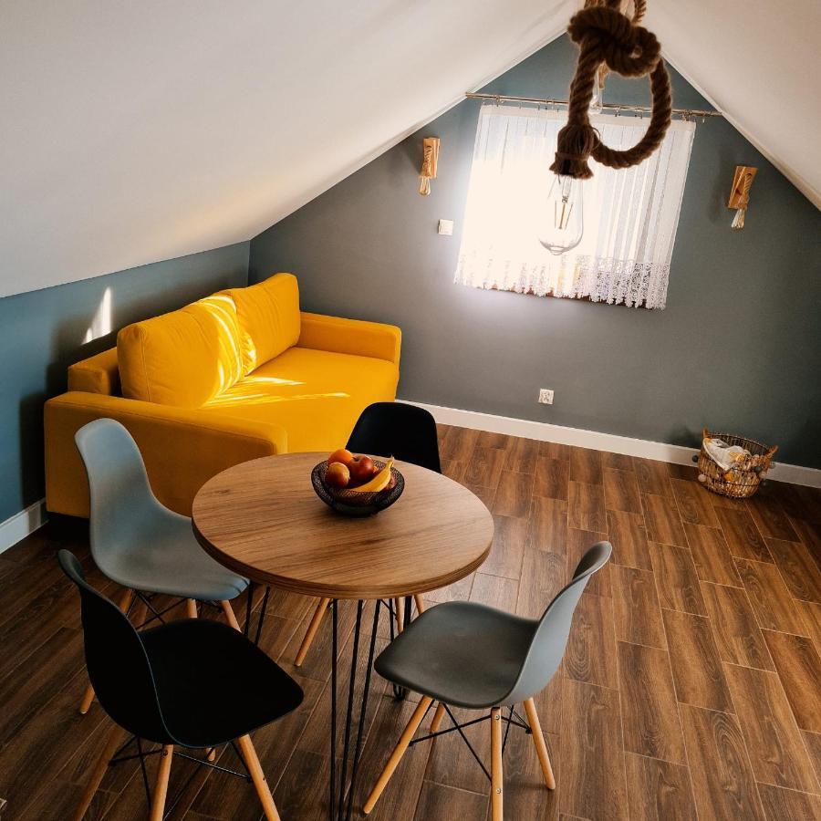Apartament W Jalowcach Gronkow Exteriör bild