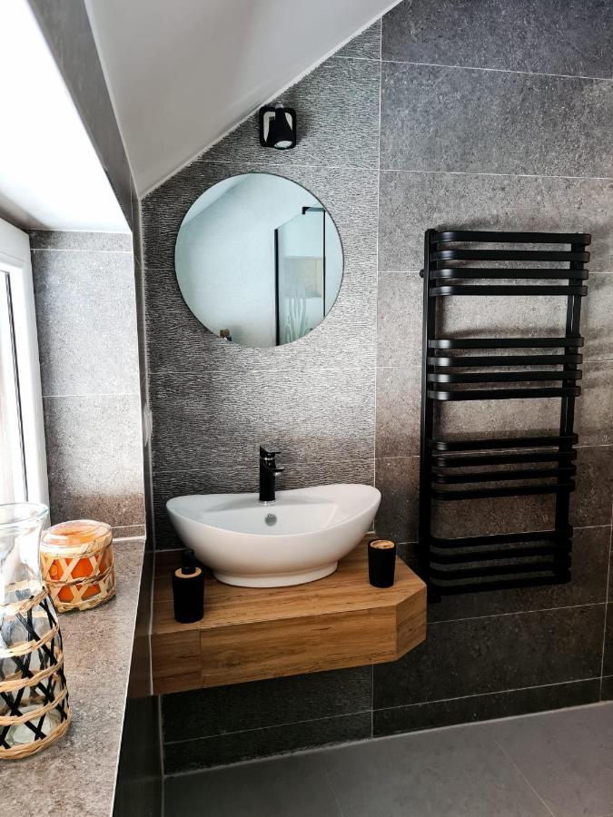 Apartament W Jalowcach Gronkow Exteriör bild